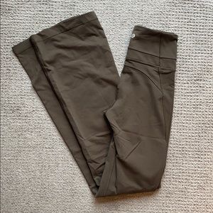 Lululemon groove pant olive green
